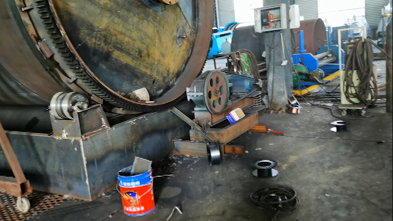 廢輪胎裂解爐生産的步驟介紹